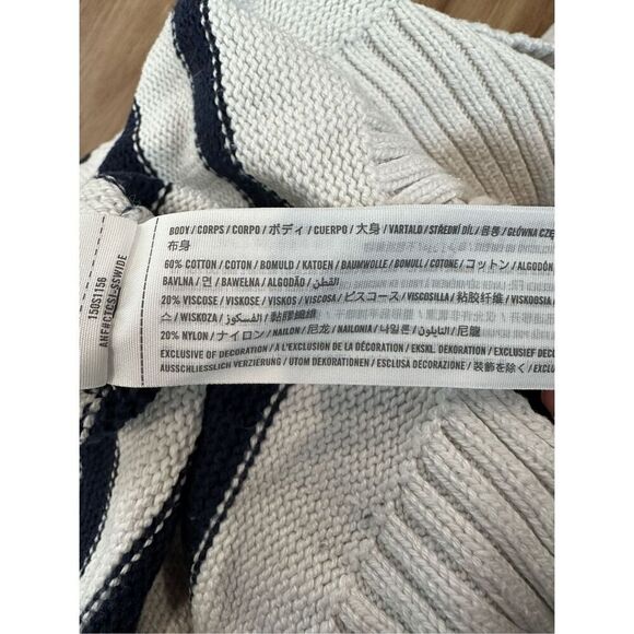 Abercrombie & Fitch White and Navy Striped Collared Sweater Size Small - Picture 8 of 8